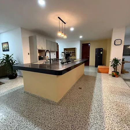 Casa Patio De Torices, Near Center Holiday home *